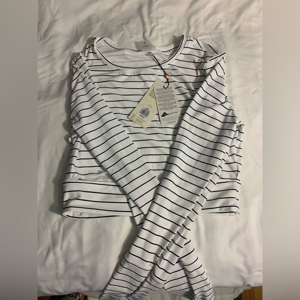 CALIA Lycra UPF50+ Cropped SMALL top - Picture 3 of 5